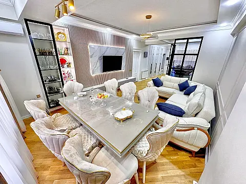 Satılır 2 otaqlı mənzil 75 m²