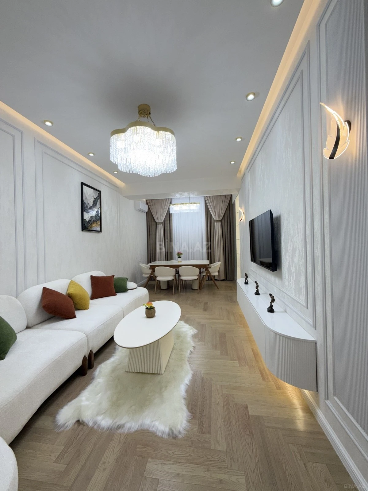 Satılır 3 otaqlı mənzil 98 m²