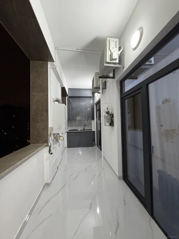 Satılır 3 otaqlı mənzil 98 m²