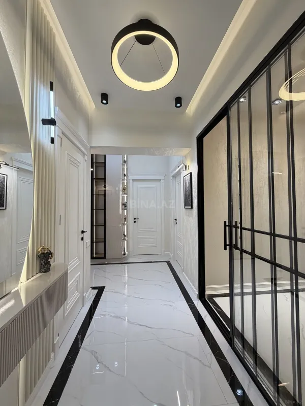 Satılır 3 otaqlı mənzil 98 m²