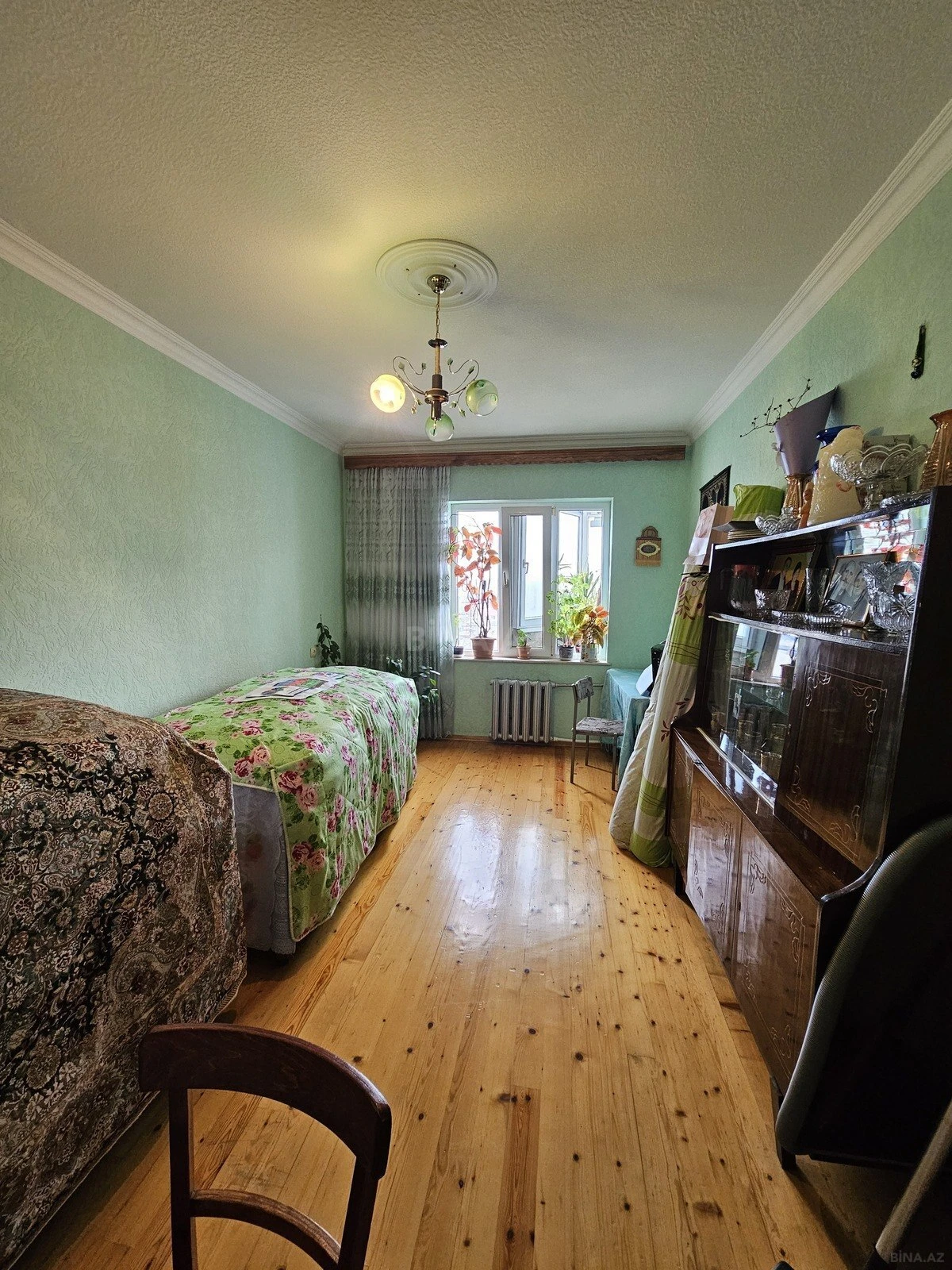 Satılır 4 otaqlı mənzil 110 m²