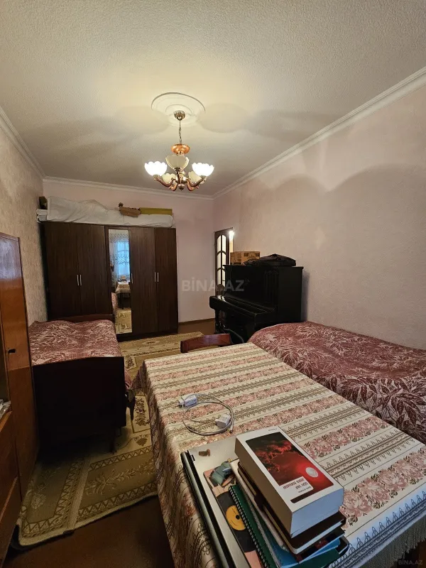 Satılır 4 otaqlı mənzil 110 m²