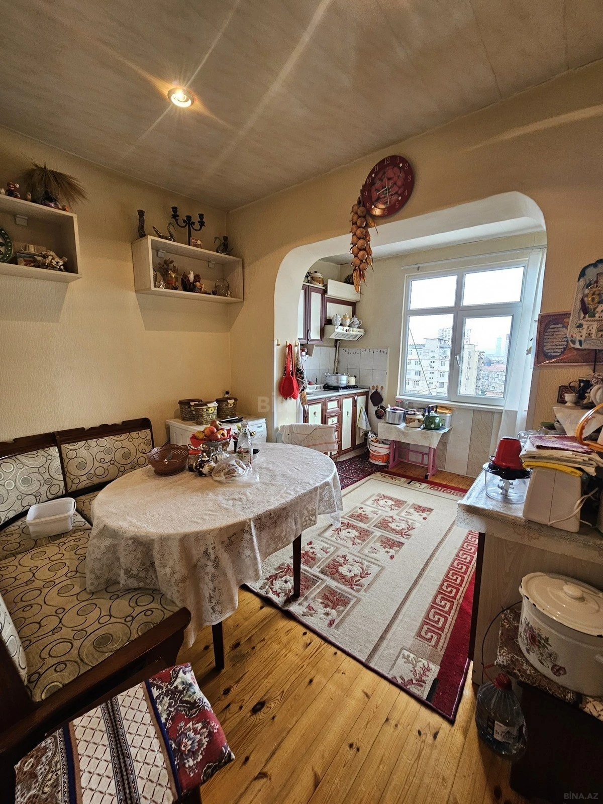 Satılır 4 otaqlı mənzil 110 m²