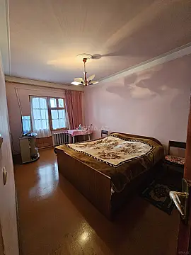 Satılır 4 otaqlı mənzil 110 m²