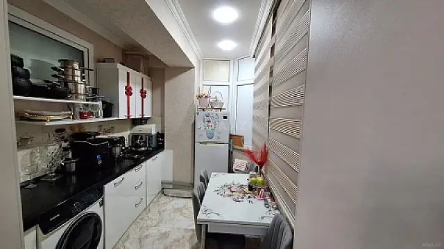Satılır 3 otaqlı mənzil 73 m²