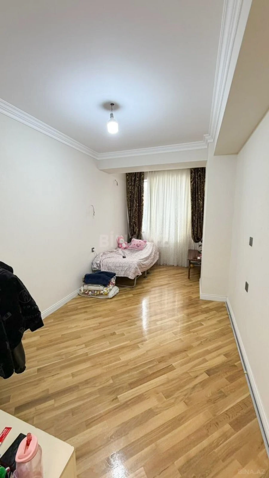 Satılır 3 otaqlı mənzil 105 m²