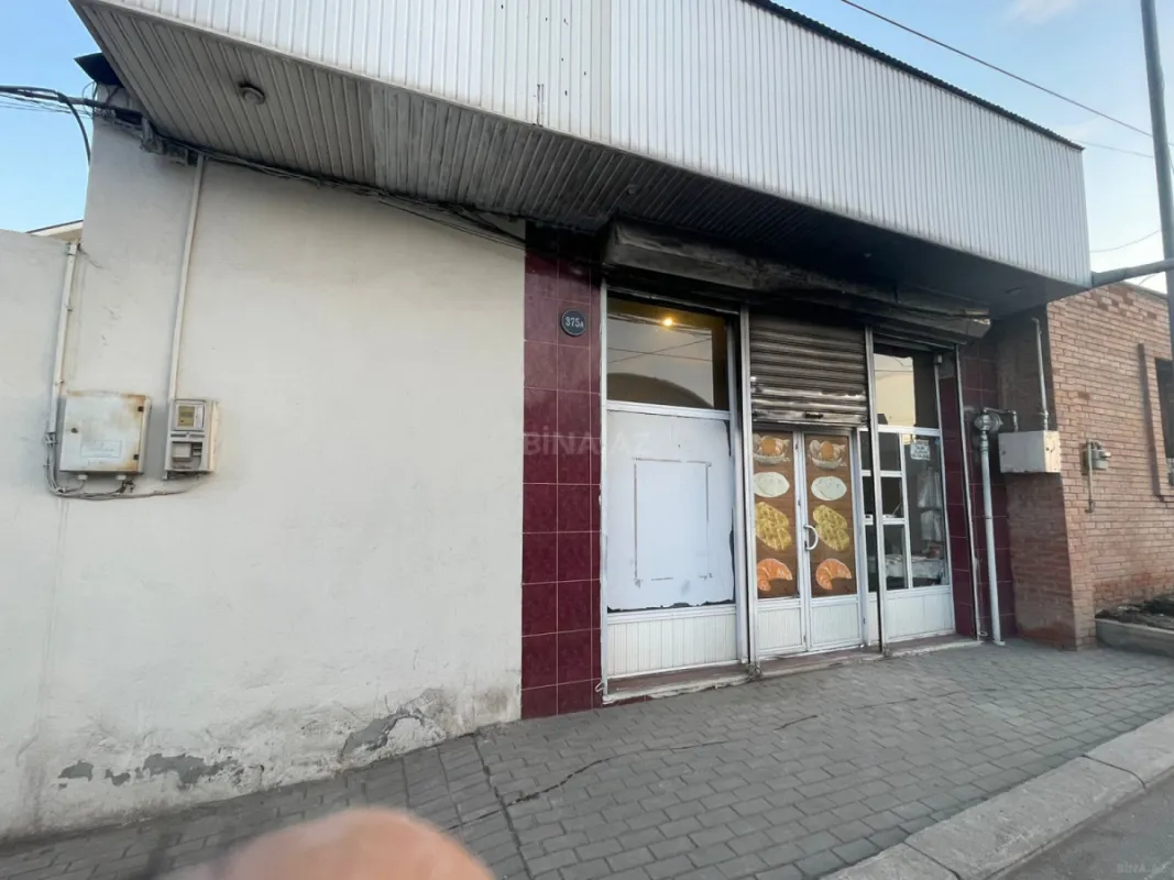 Satılır 6 otaqlı həyət evi 250 m²