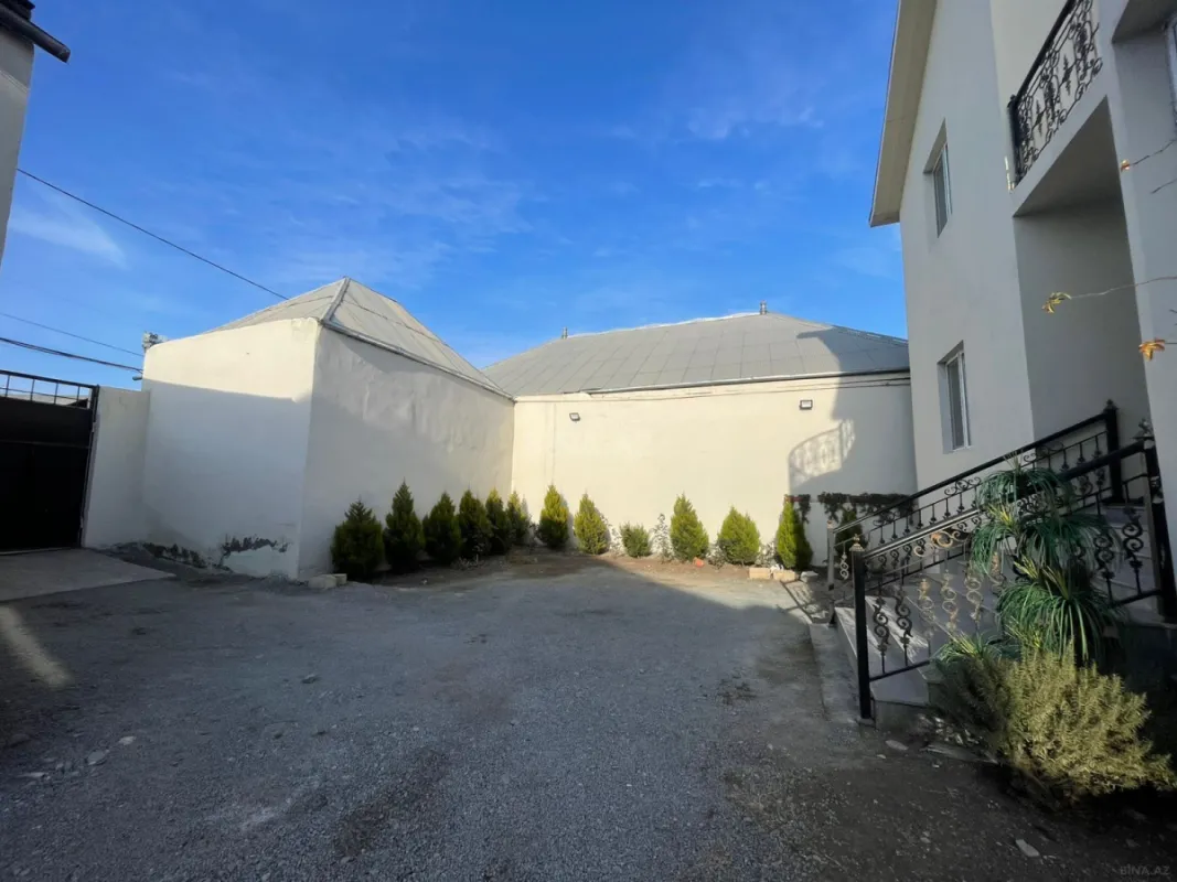 Satılır 6 otaqlı həyət evi 250 m²