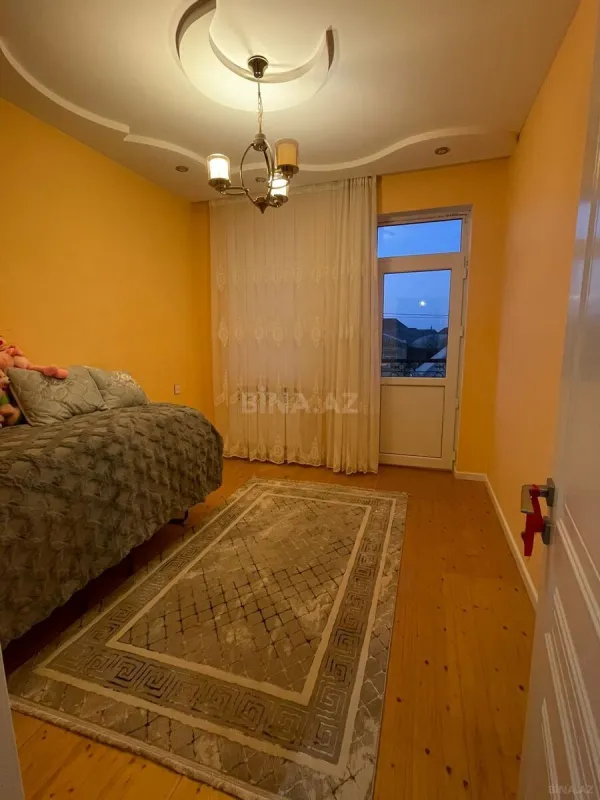 Satılır 6 otaqlı həyət evi 250 m²