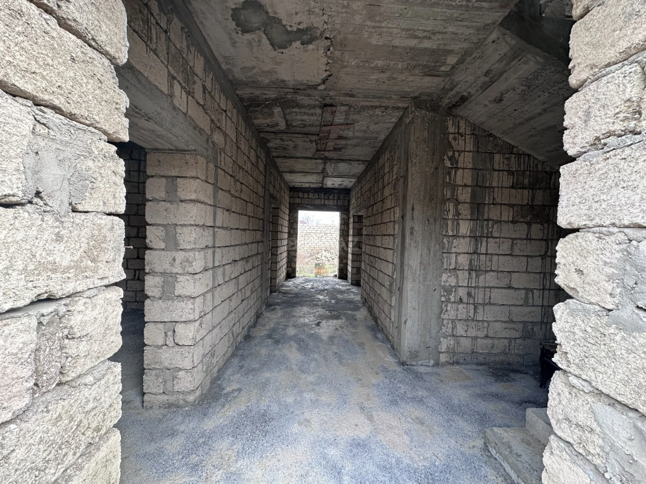 Satılır torpaq sahəsi 6 m²