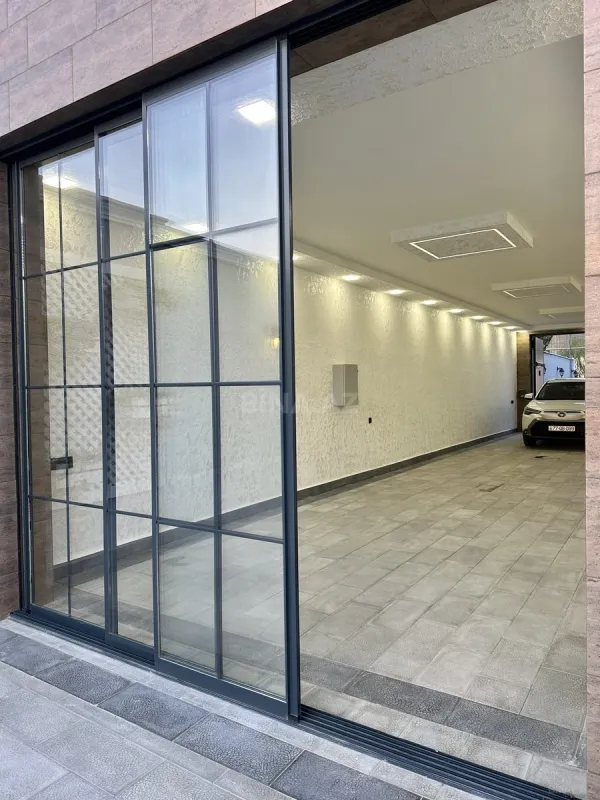 Satılır 6 otaqlı həyət evi 430 m²