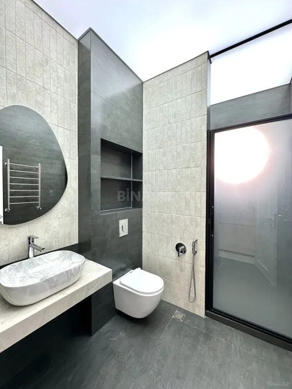 Satılır 6 otaqlı həyət evi 430 m²