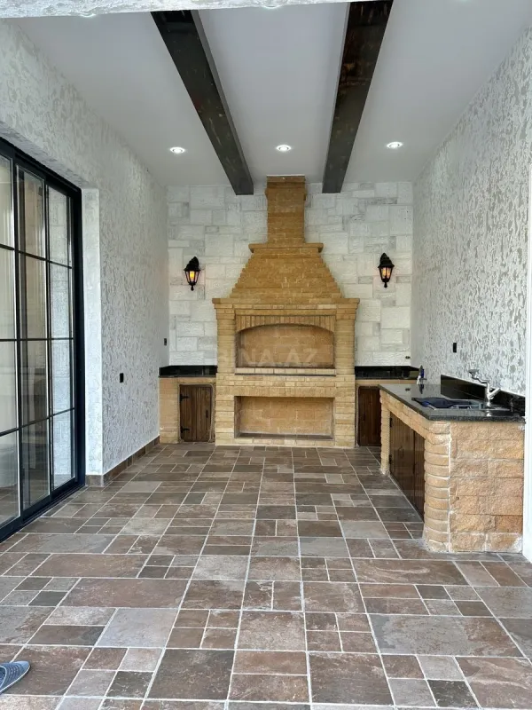 Satılır 6 otaqlı həyət evi 430 m²