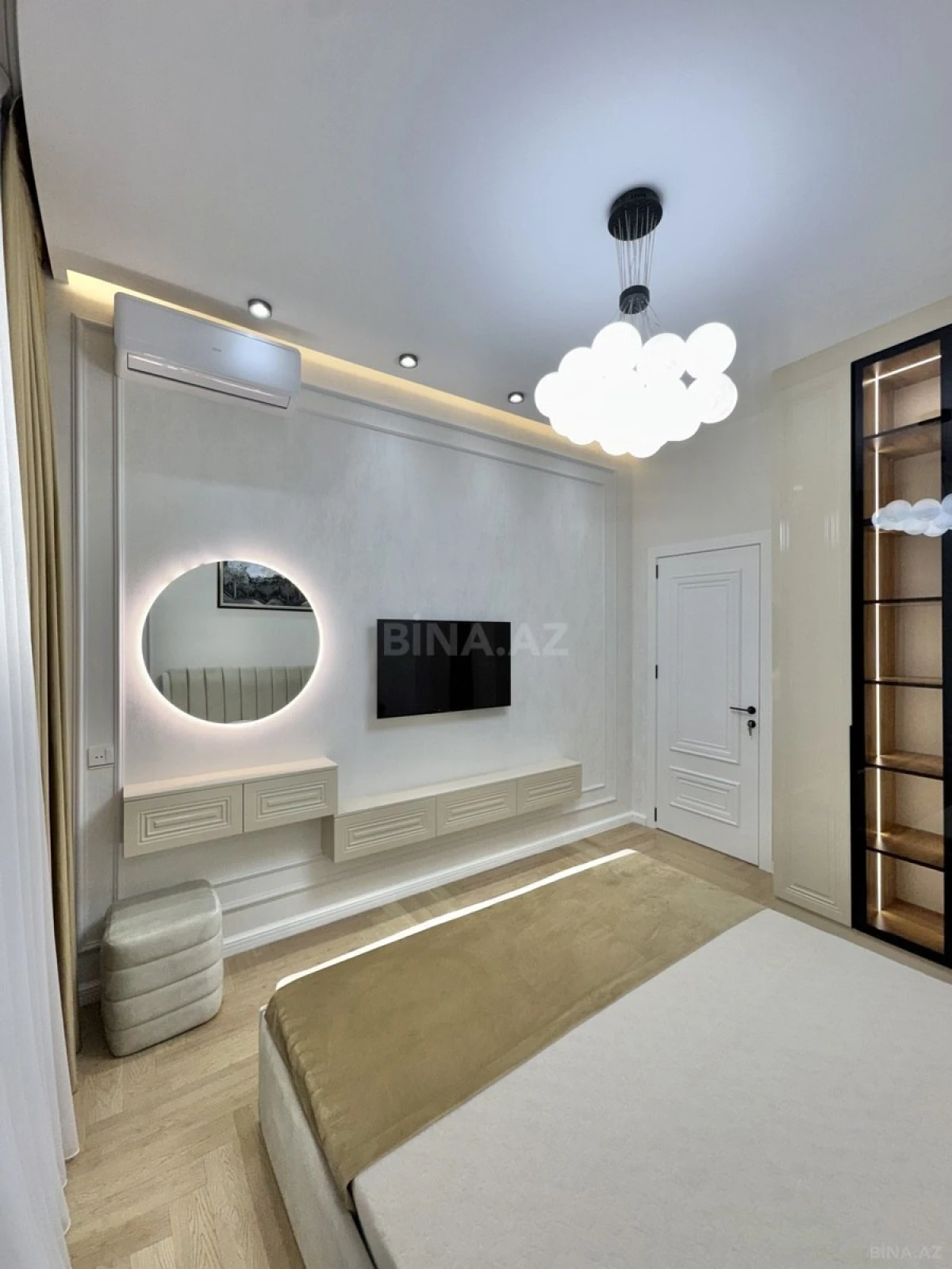 Satılır 3 otaqlı mənzil 98 m²