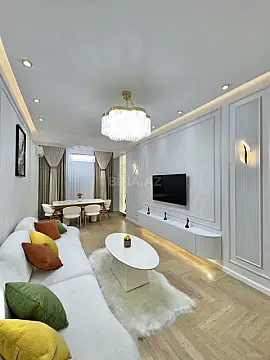 Satılır 3 otaqlı mənzil 98 m²