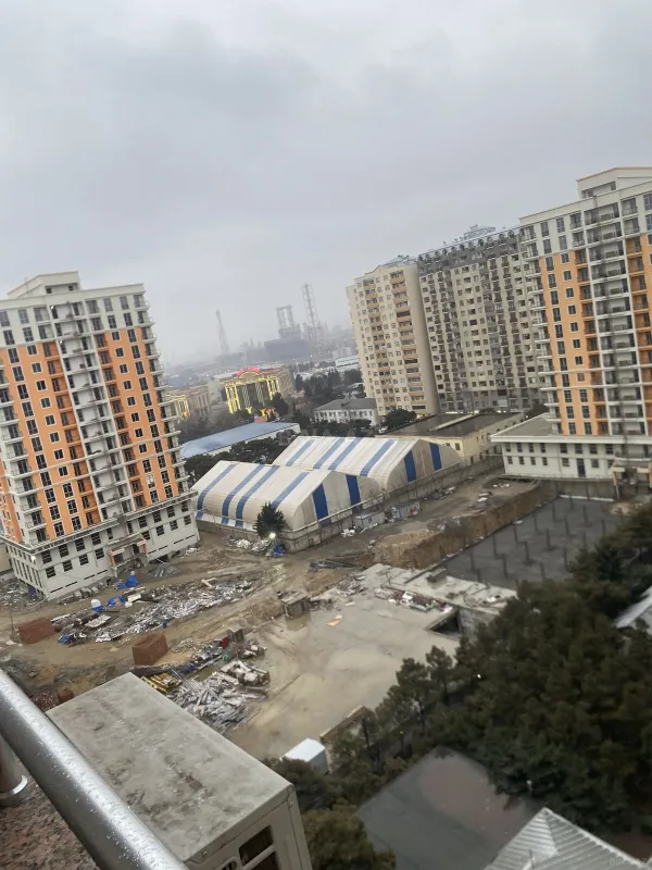 Satılır 2 otaqlı mənzil 79.2 m²