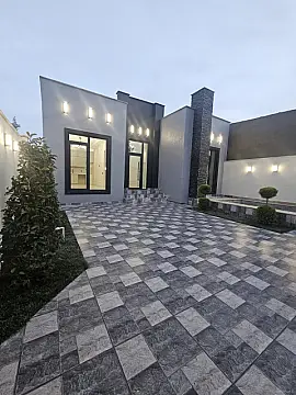 Satılır 4 otaqlı həyət evi 100 m²