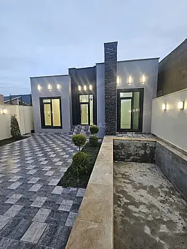 Satılır 4 otaqlı həyət evi 100 m²