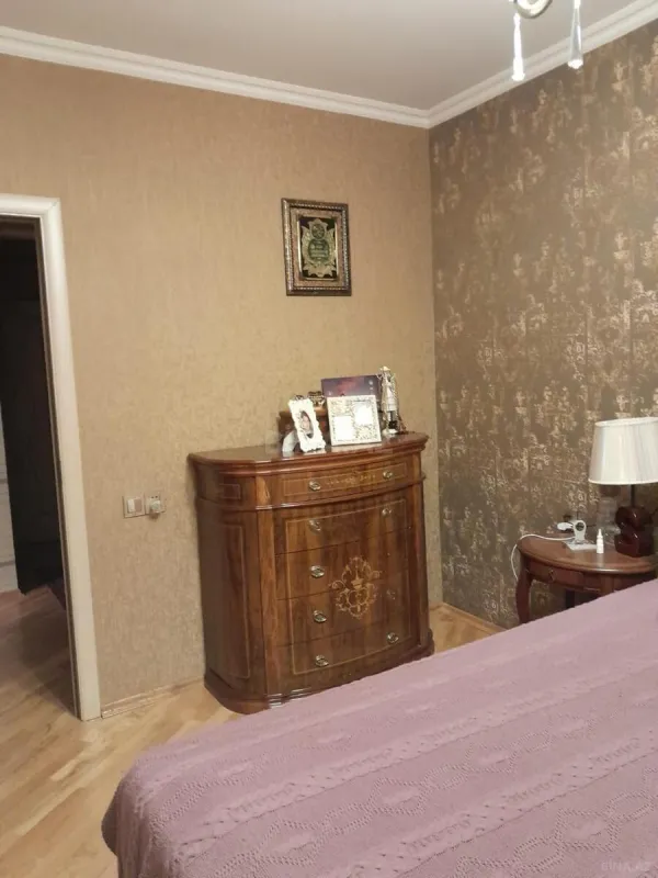 Satılır 3 otaqlı mənzil 90 m²