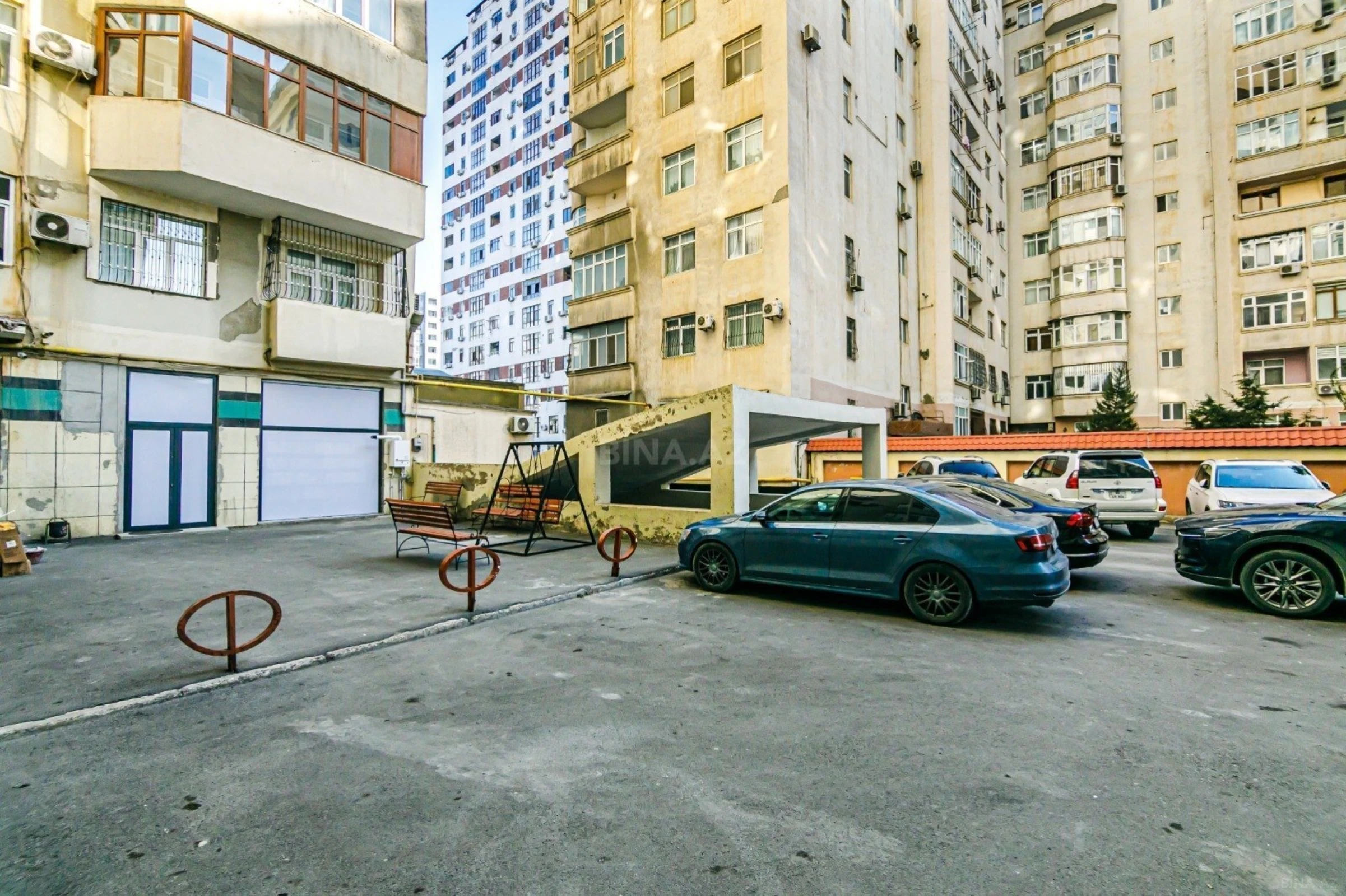 Satılır obyekt 265 m²