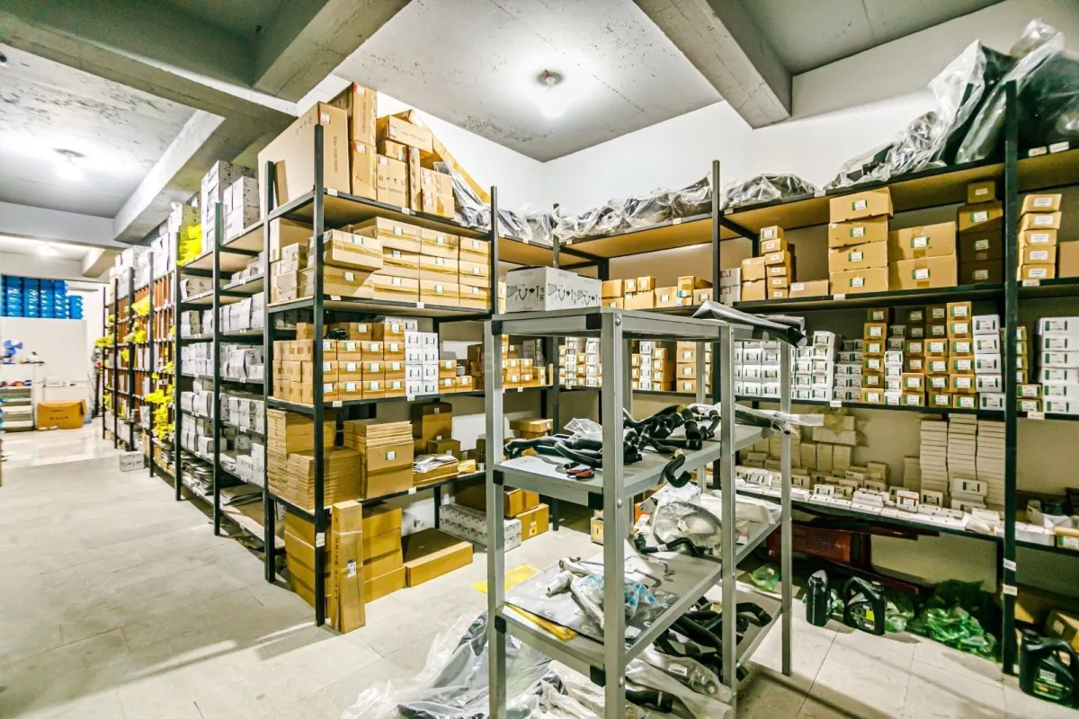 Satılır obyekt 265 m²