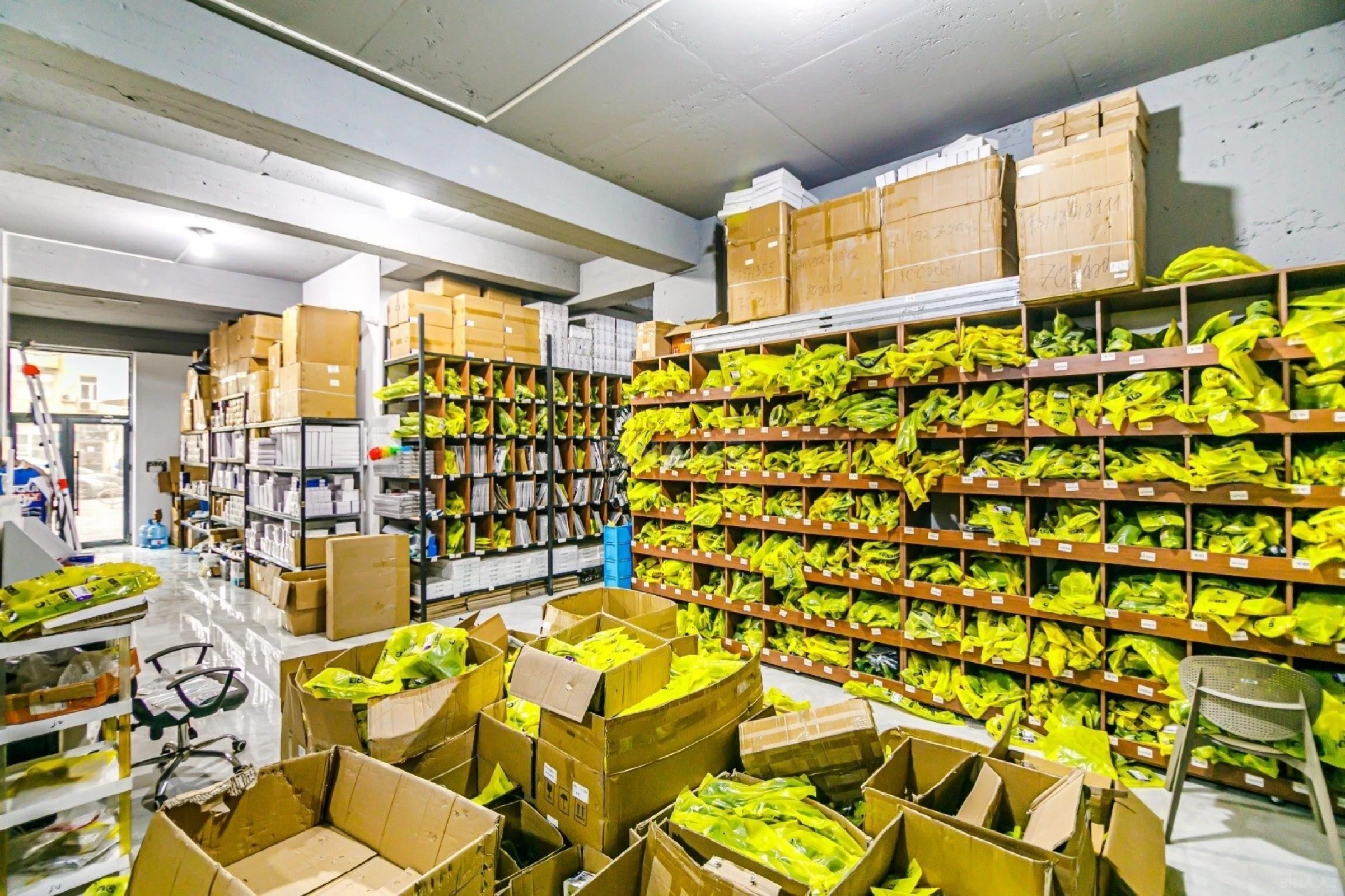 Satılır obyekt 265 m²