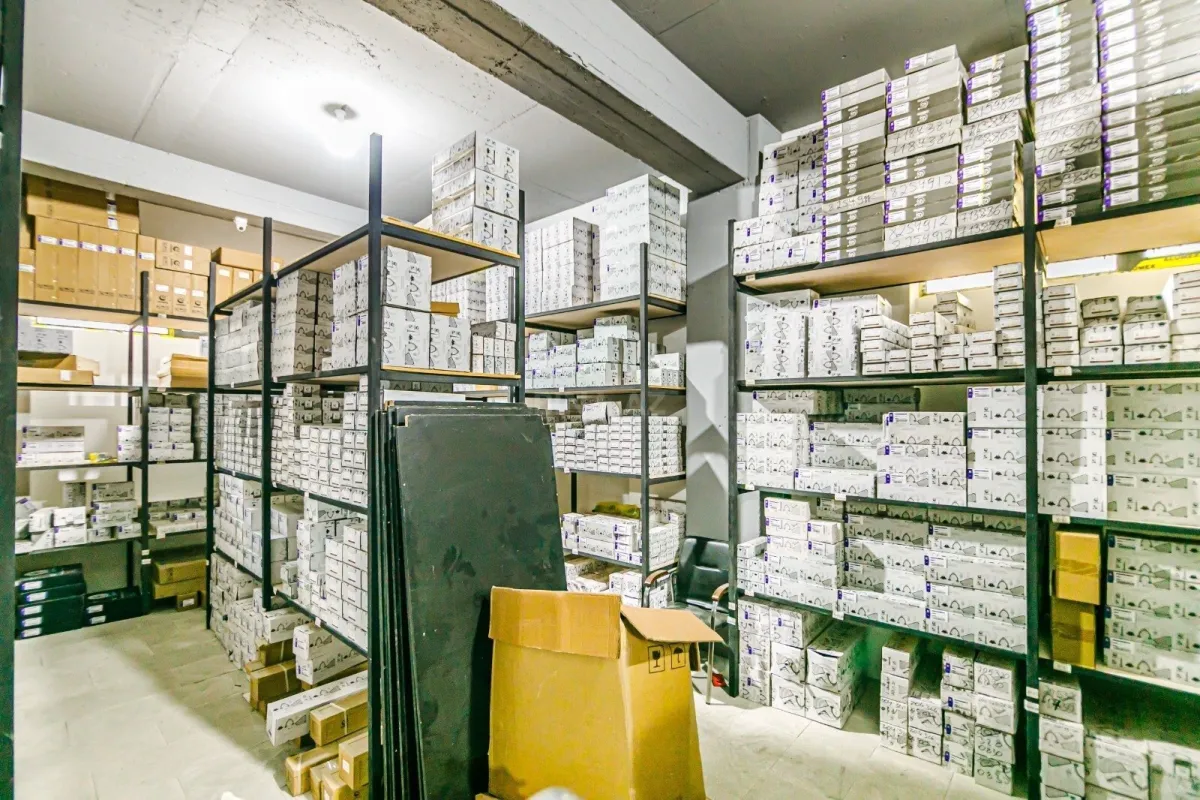 Satılır obyekt 265 m²