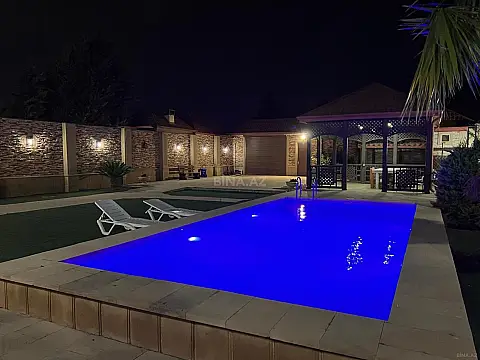 Kirayə verilir 4 otaqlı həyət evi 180 m²