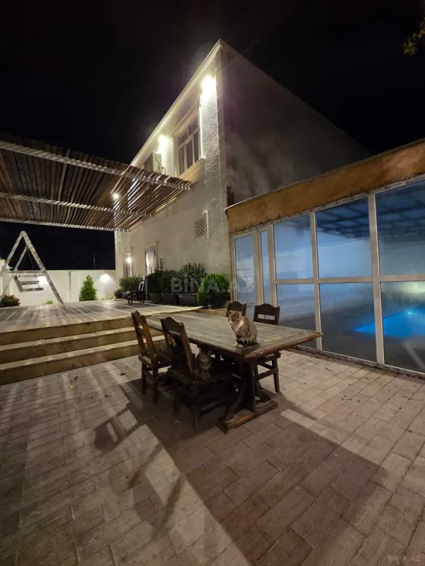 Kirayə verilir 5 otaqlı həyət evi 220 m²