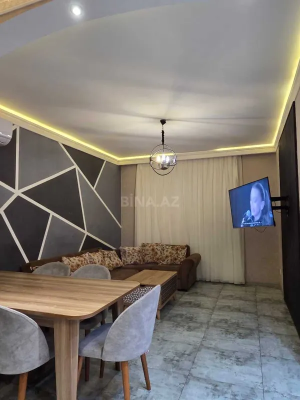 Kirayə verilir 5 otaqlı həyət evi 220 m²