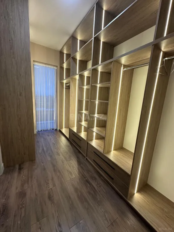 Kirayə verilir 5 otaqlı həyət evi 250 m²
