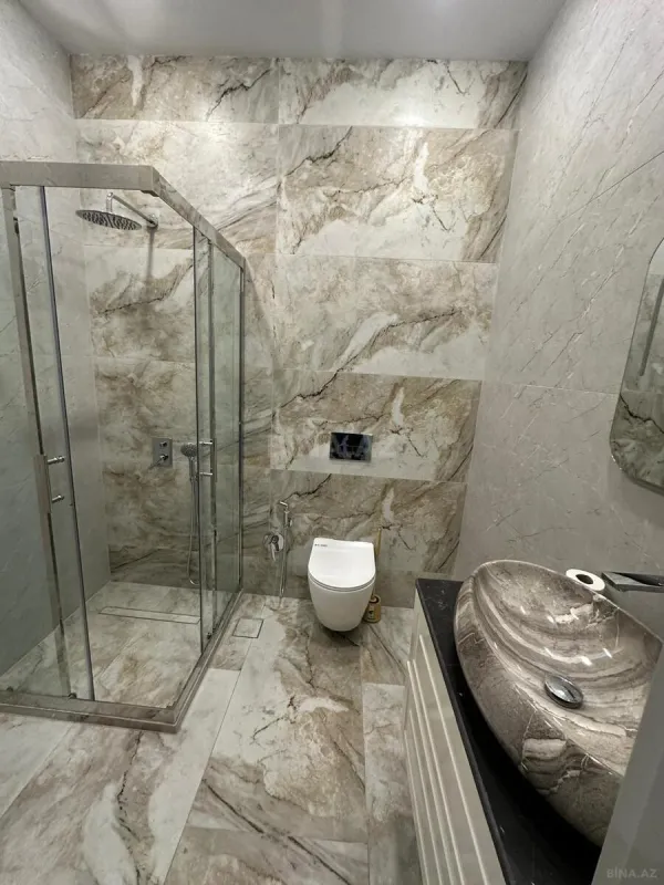 Kirayə verilir 5 otaqlı həyət evi 250 m²