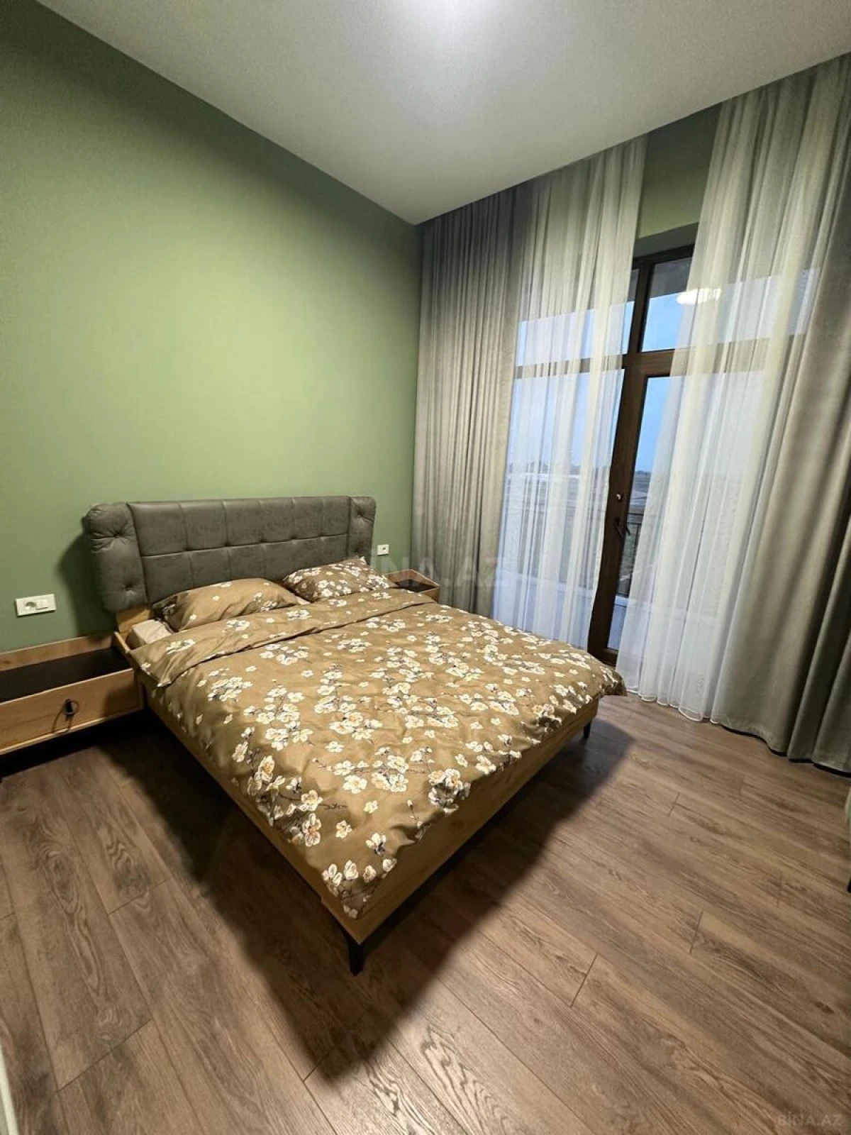 Kirayə verilir 5 otaqlı həyət evi 250 m²