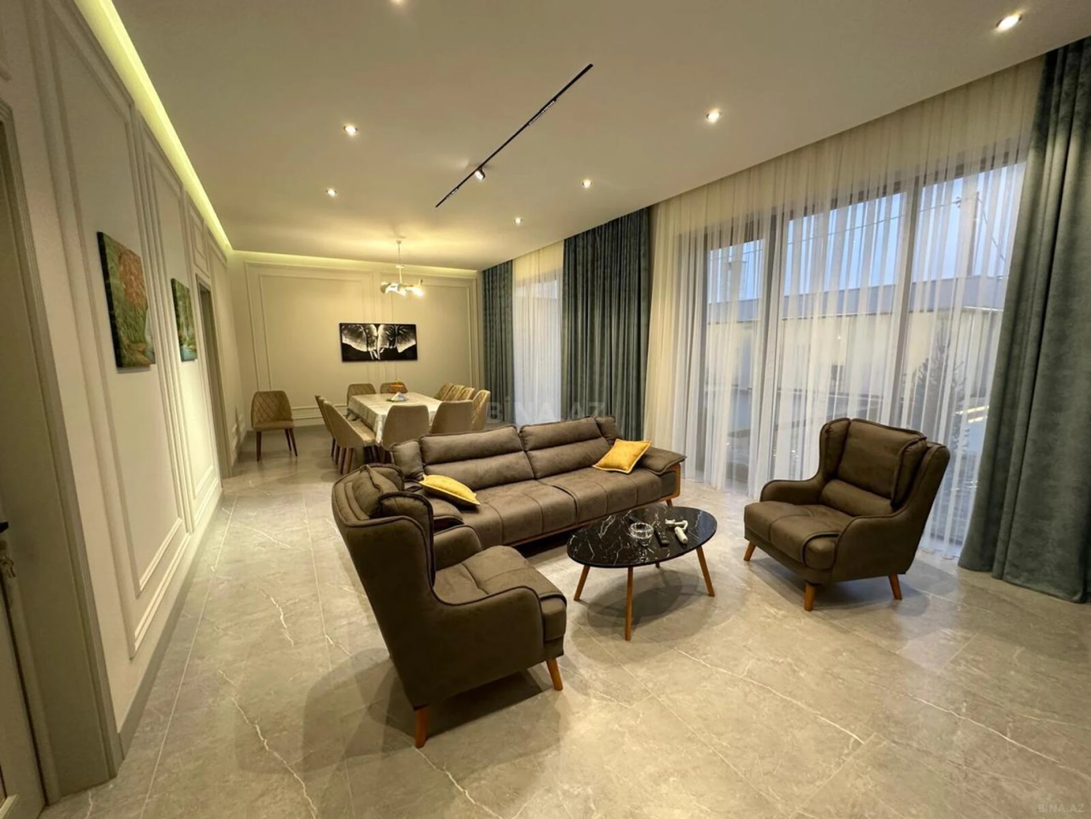 Kirayə verilir 5 otaqlı həyət evi 250 m²