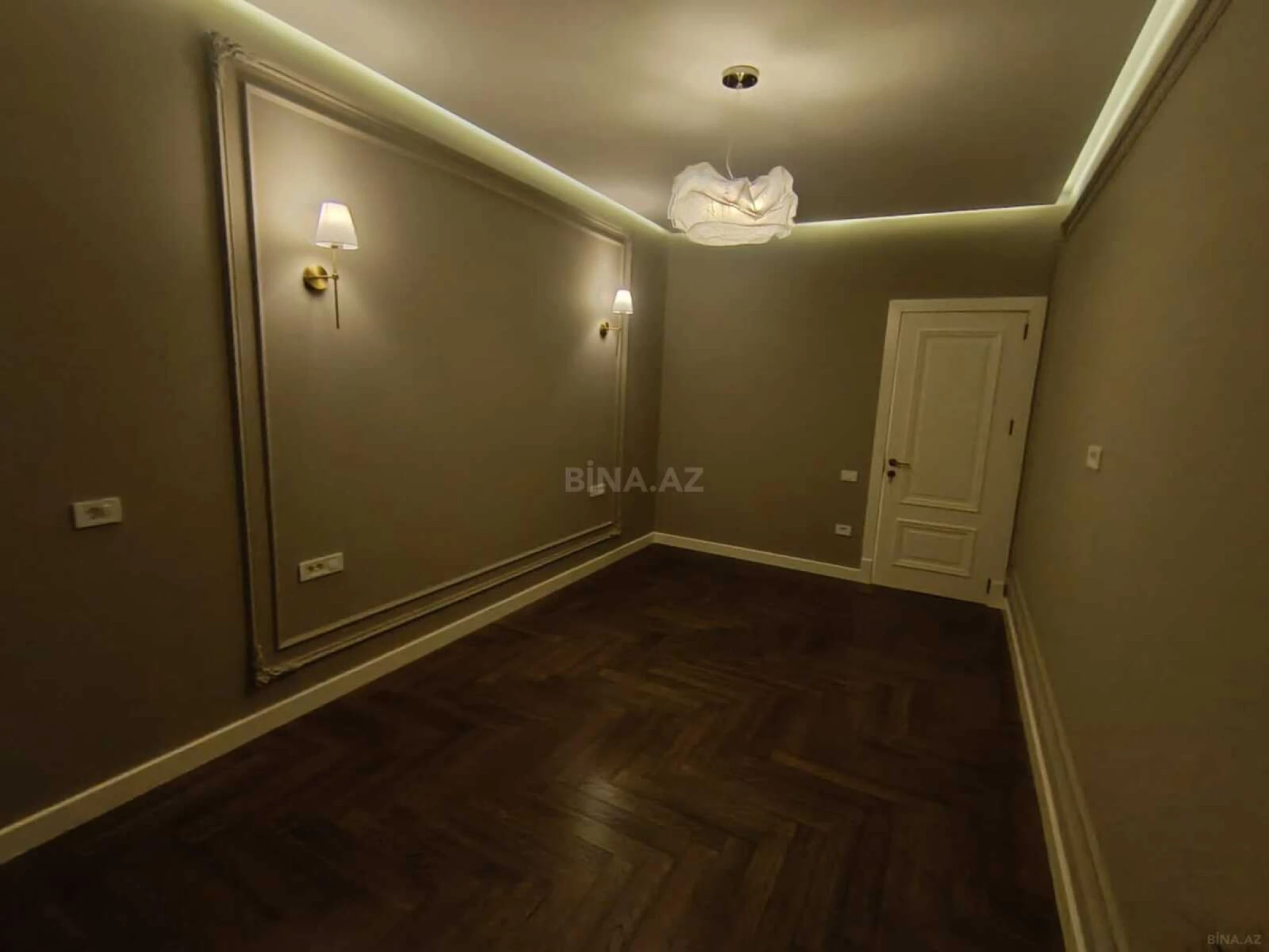 Satılır 2 otaqlı mənzil 80 m²