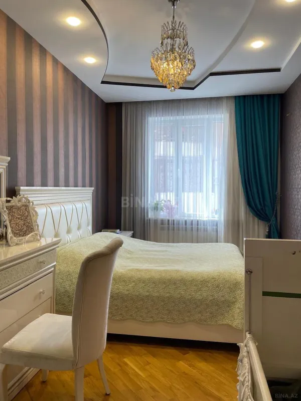 Satılır 2 otaqlı mənzil 94.4 m²