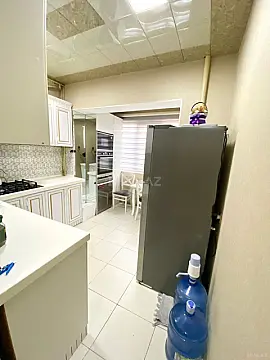 Satılır 2 otaqlı mənzil 78 m²