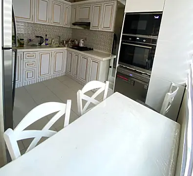 Satılır 2 otaqlı mənzil 78 m²