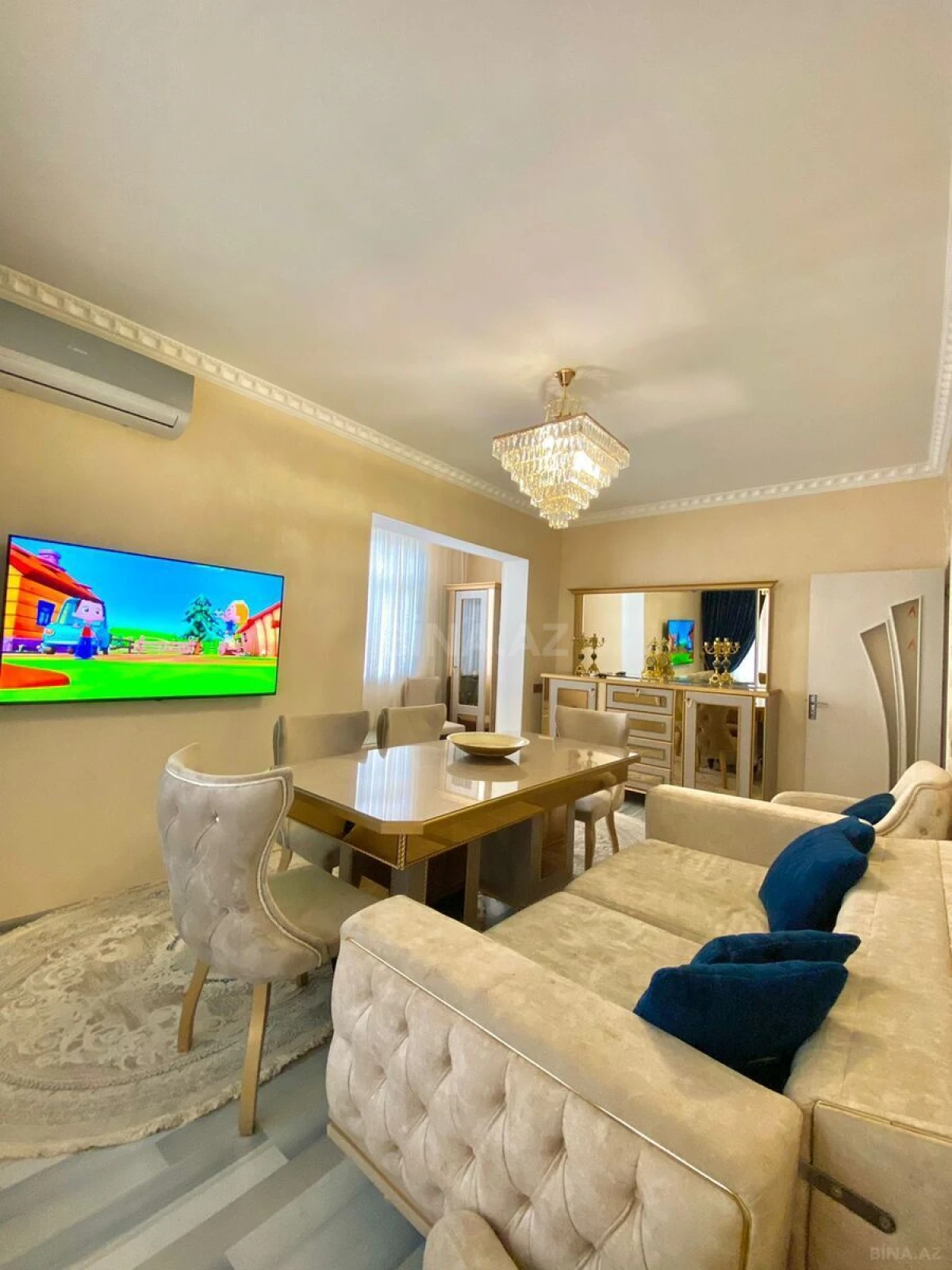 Satılır 2 otaqlı mənzil 78 m²