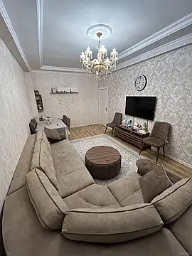 Satılır 2 otaqlı mənzil 78.5 m²