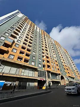 Satılır 2 otaqlı mənzil 78.5 m²