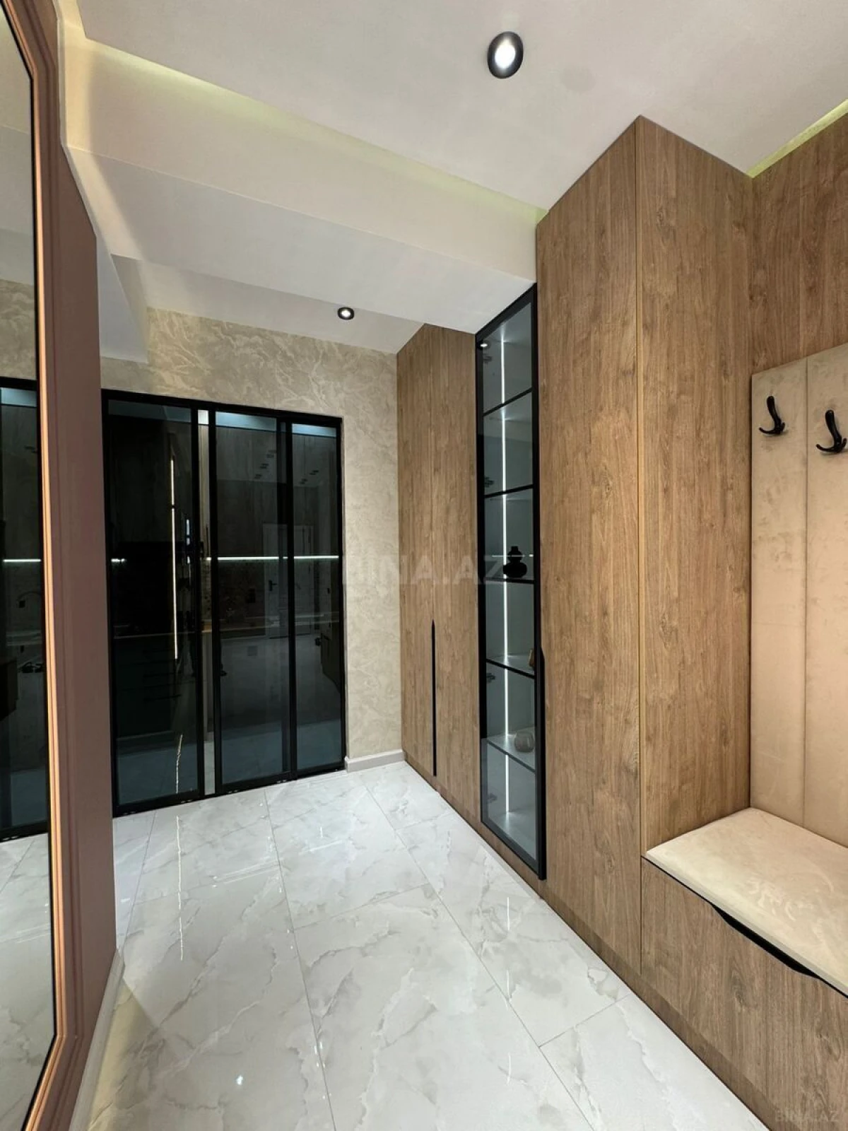 Kirayə verilir 3 otaqlı mənzil 95 m²