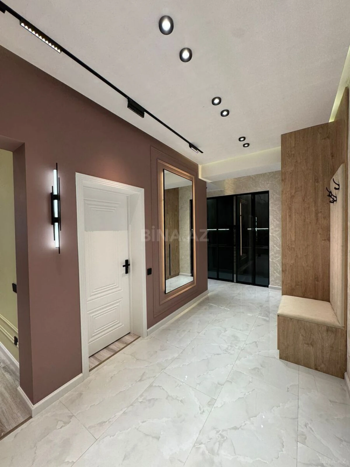 Kirayə verilir 3 otaqlı mənzil 95 m²