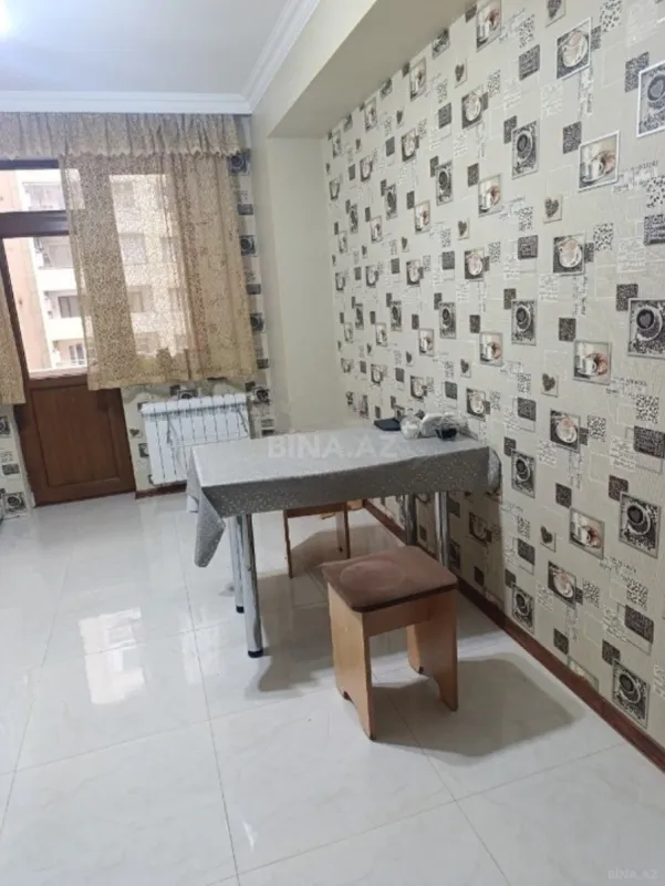 Satılır 3 otaqlı mənzil 110 m²