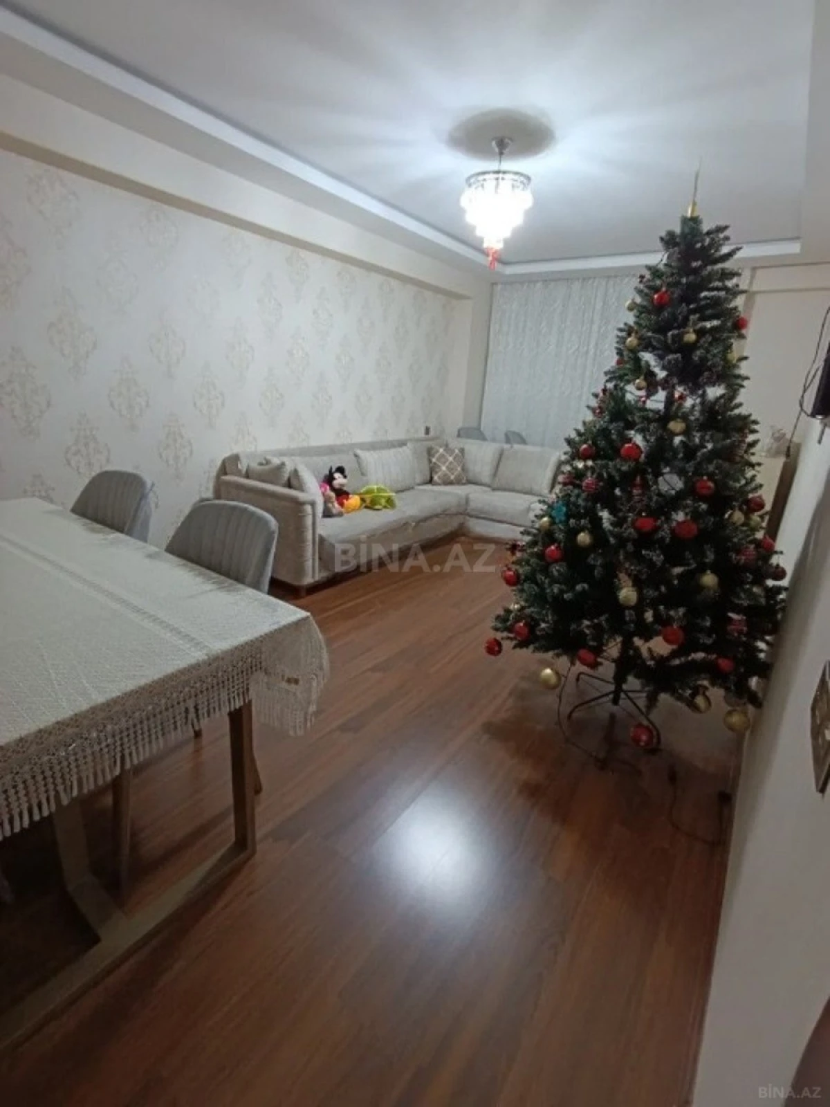 Satılır 3 otaqlı mənzil 110 m²