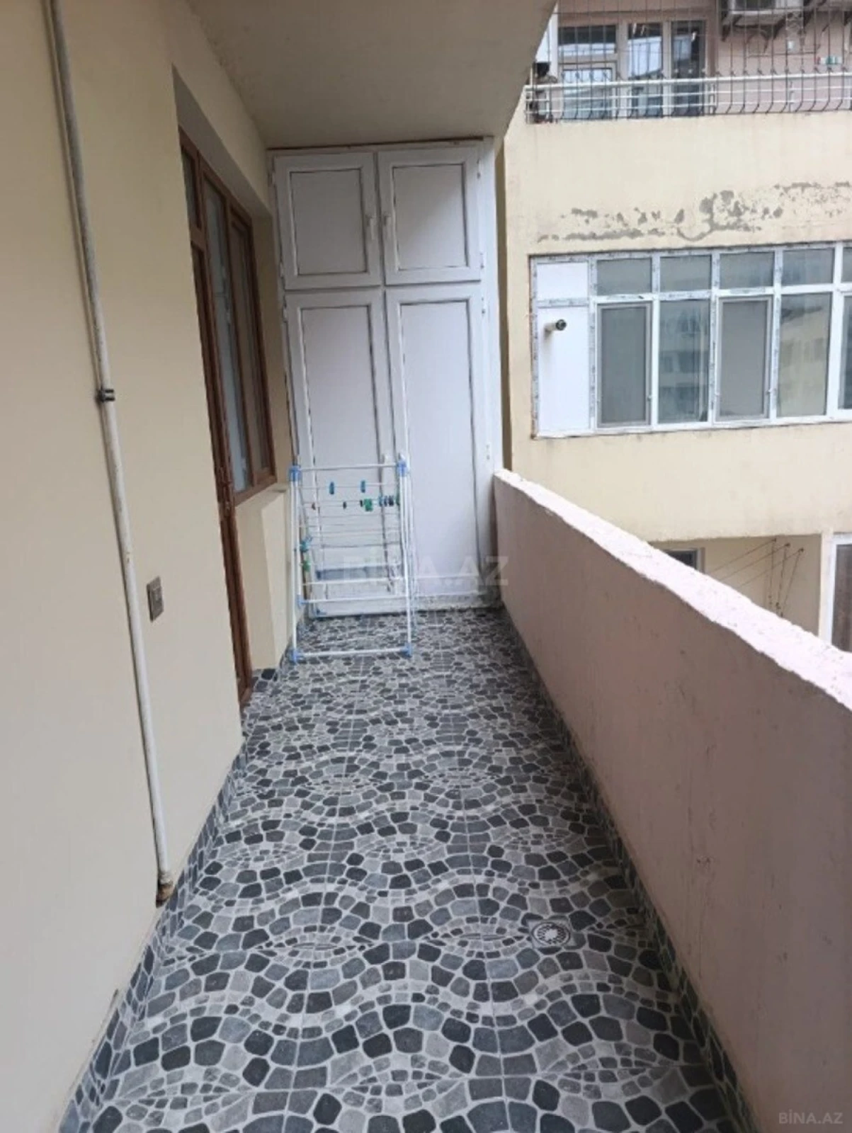 Satılır 3 otaqlı mənzil 110 m²