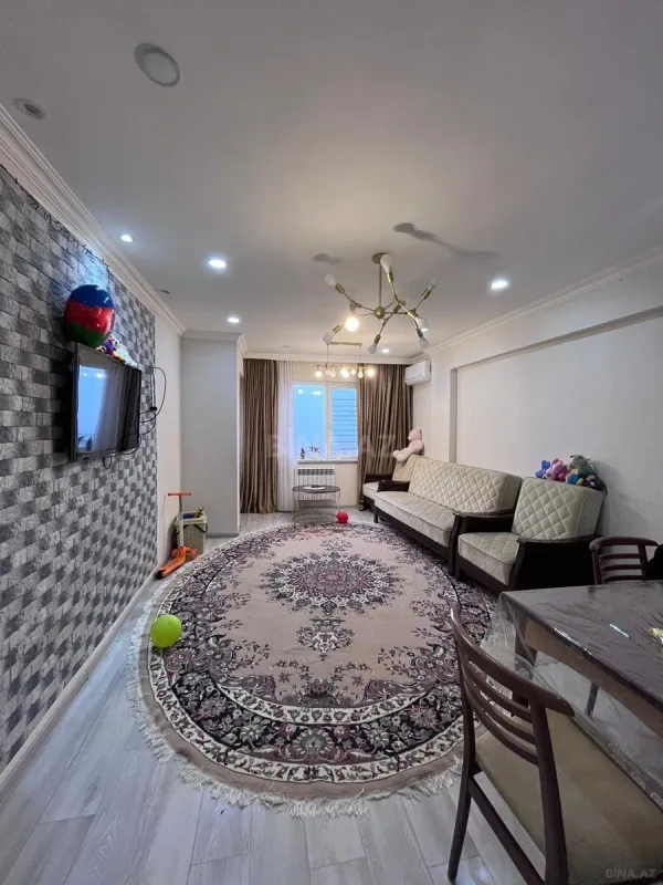 Kirayə verilir 3 otaqlı mənzil 105 m²