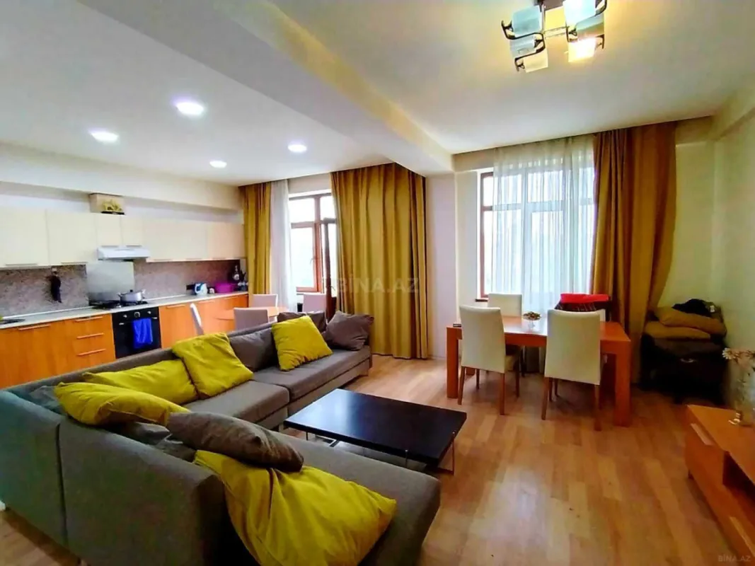 Satılır 2 otaqlı mənzil 101 m²