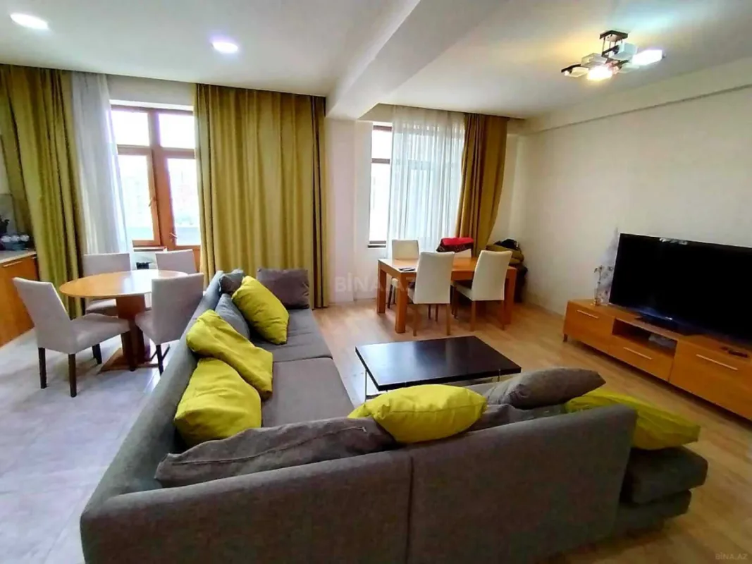 Satılır 2 otaqlı mənzil 101 m²