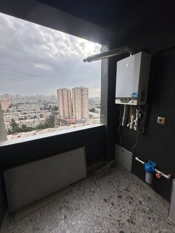 Satılır 2 otaqlı mənzil 71 m²